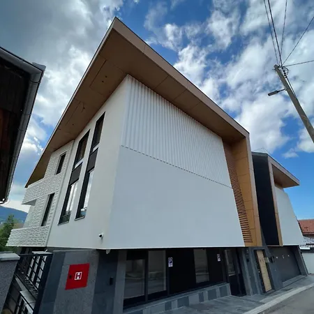 Tao Apartment, - Free Parking & Private Garage Apartamento Sarajevo